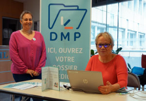 les agents de la CPAM ouvrent votre Dossier Médical Partagé pour vous.