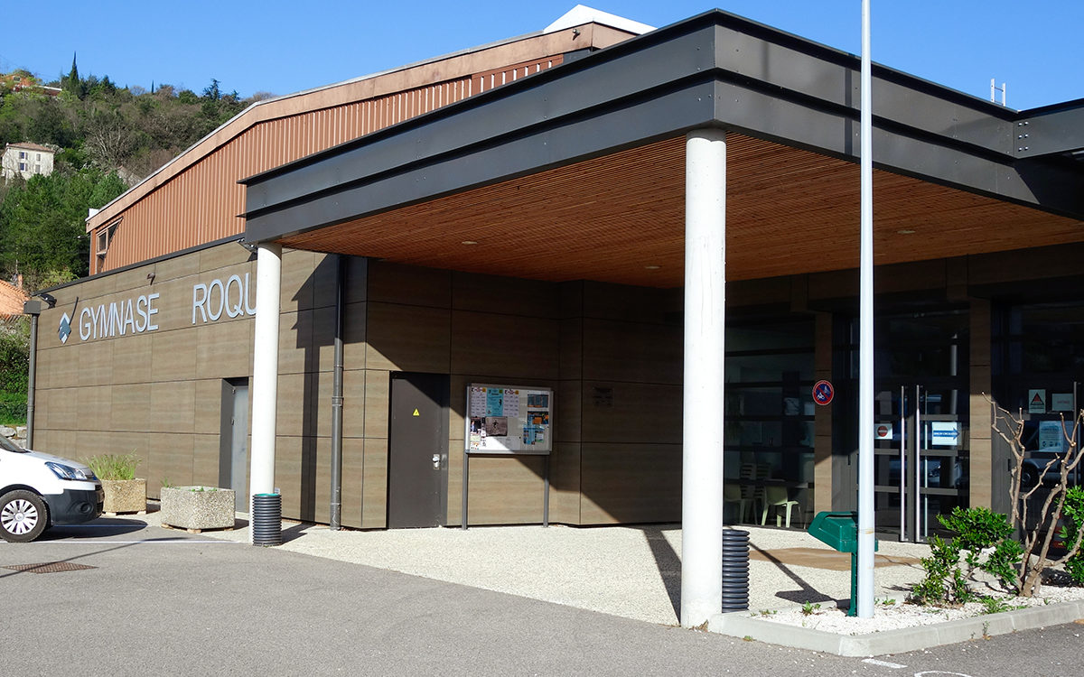 le gymnase Roqua accueille le centre de vaccination à partir du 06 avril 2021